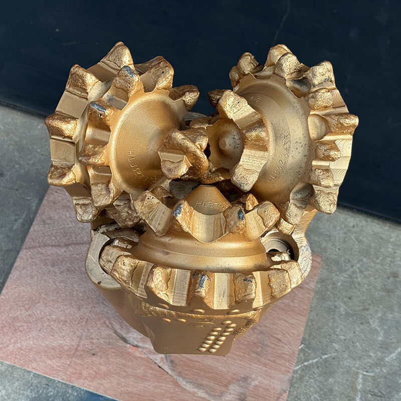 9 7/8 polegadas (250 mm) IADC137 Rapid Drilling Rate Mill Tooth Tricone Drill Bit para Formação Macia