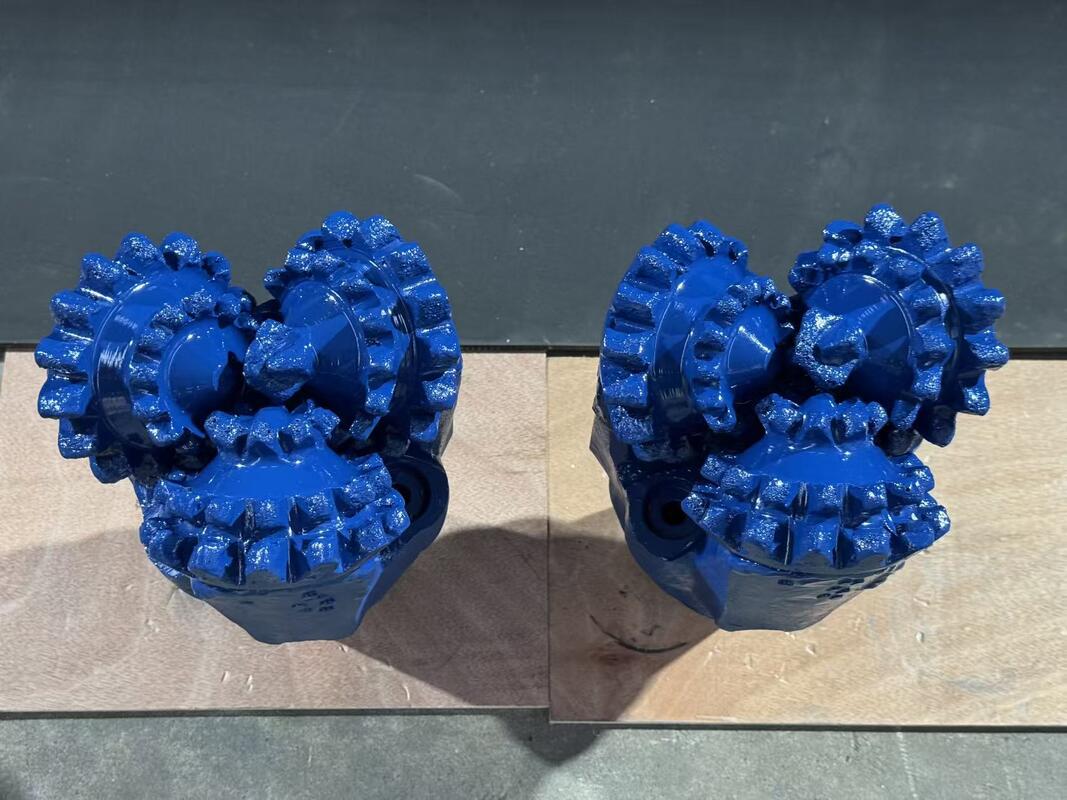 17 1/2 polegadas botão IADC737 aço forjado Tricone broca bit para perfuração de petróleo ferramenta de perfuração de mineração de carvão